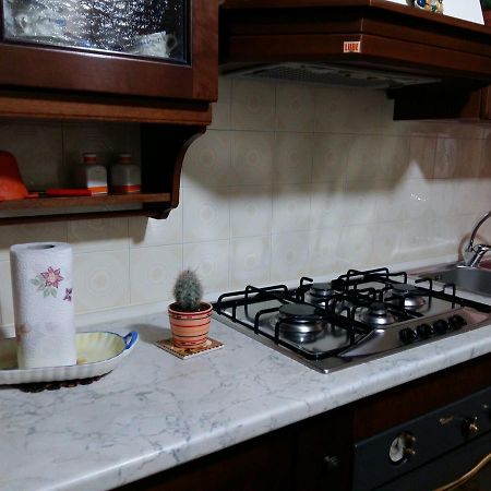 B&B Da Andreina Guspini Bagian luar foto